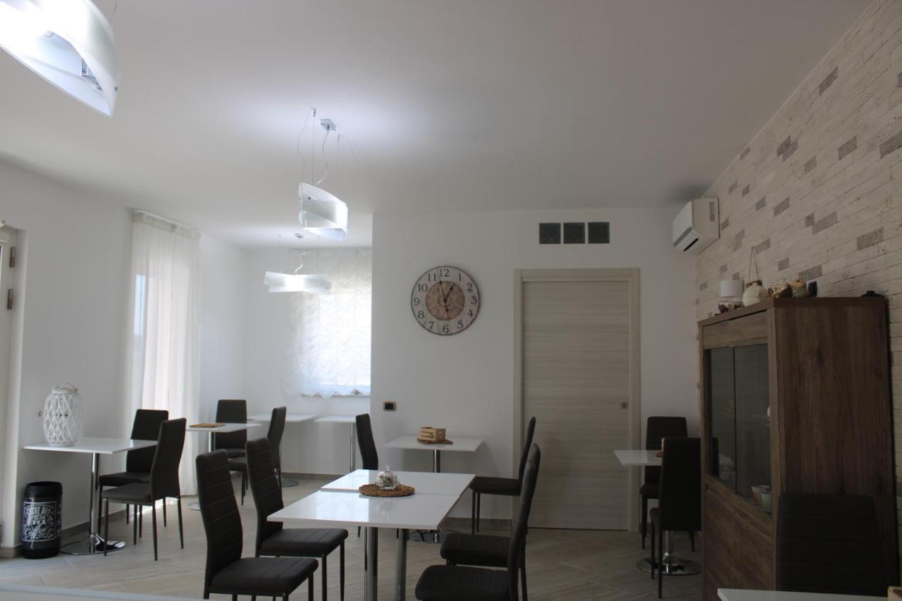 Borgo Sole Luna Bed & Breakfast Fornelli Exterior photo